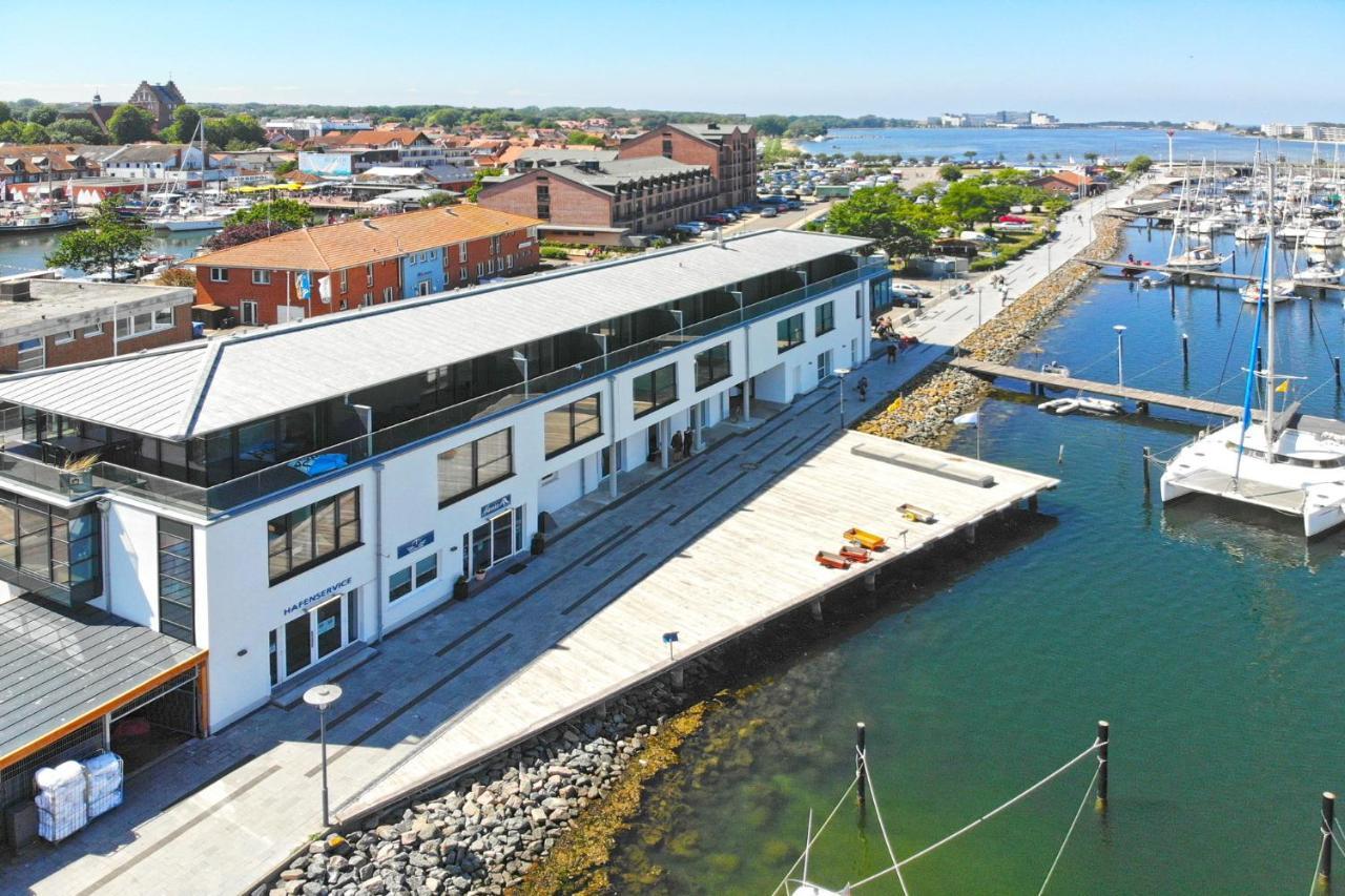 Ankerplatz Heiligenhafen Apartment Exterior foto
